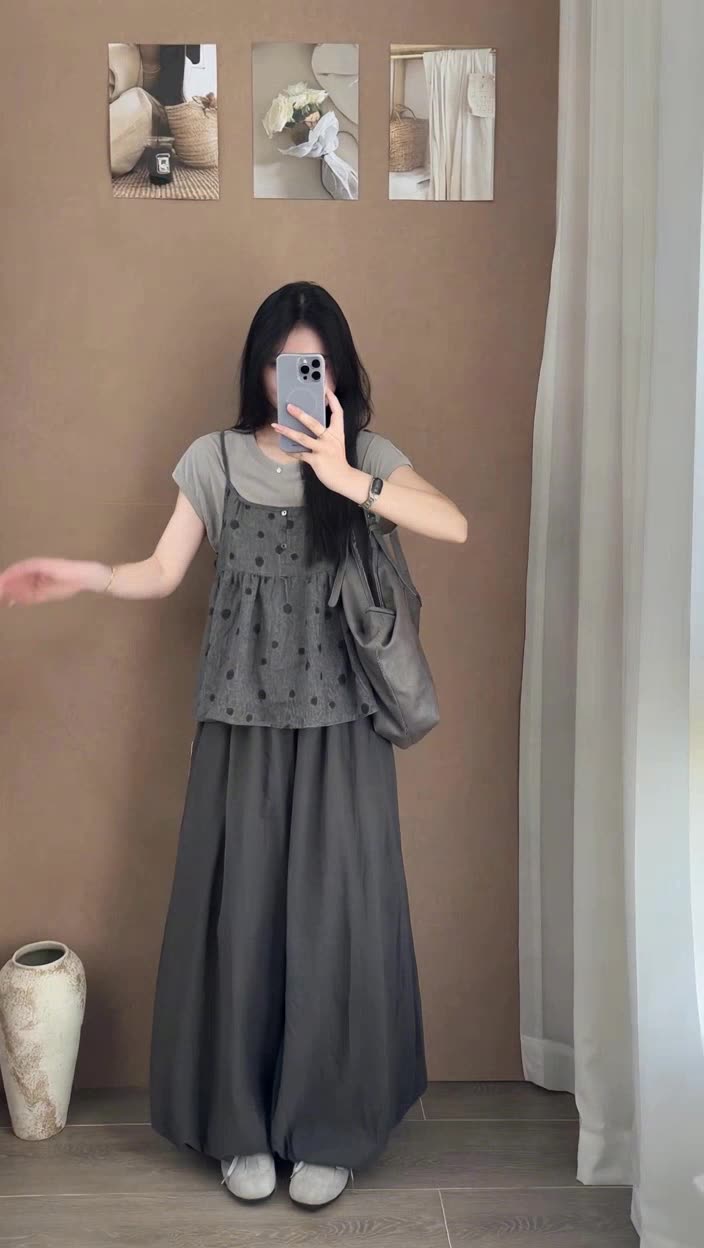 即梦1.0这段复杂运镜和动作，比可灵好在哪？｜真人感自拍示范